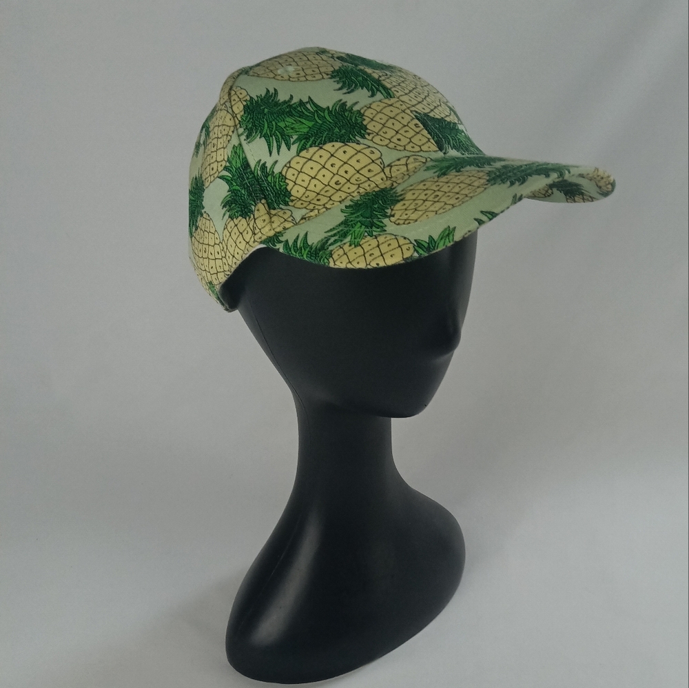 Joe Boxer Mens Hat.